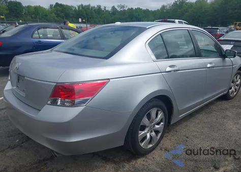 2008 Honda Accord 2.4 Ex-L z USA, uszkodzony, nr VIN 1HGCP26838A123493